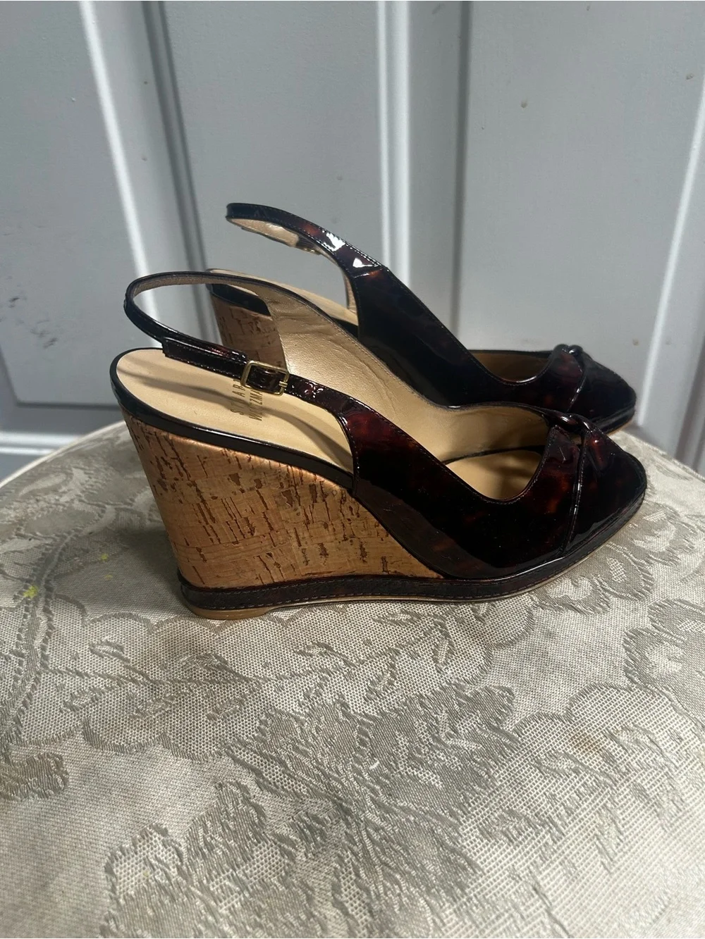 Stuart Weitzman  glossy tortoiseshell Patent leather  Peep-Toe Slingback Wedge - Picture 3 of 14